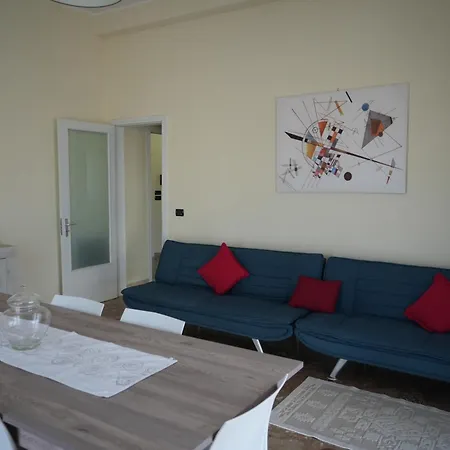 La Regina Del Sole בית נופש רג'יו די קאלאבריה