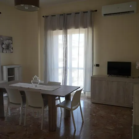 La Regina Del Sole בית נופש רג'יו די קאלאבריה